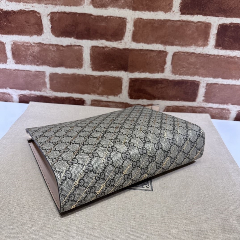 Gucci Clutch Bags